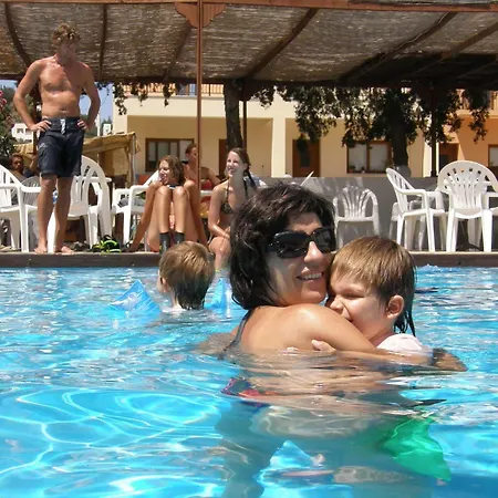 Elies Hotel 3*